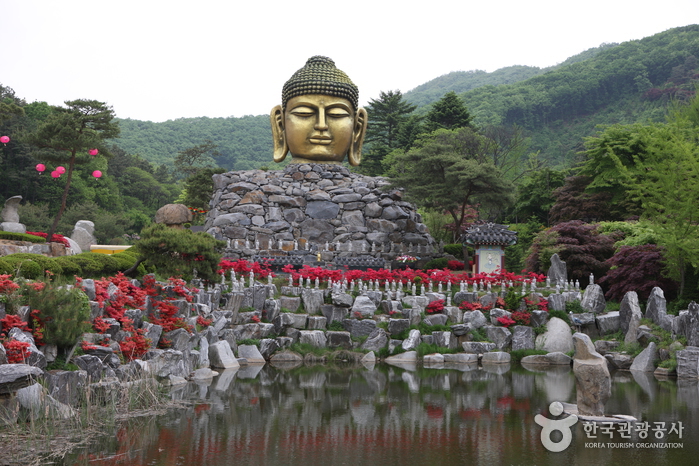 Wawoojongsa Temple (Waujeongsa) (와우정사)