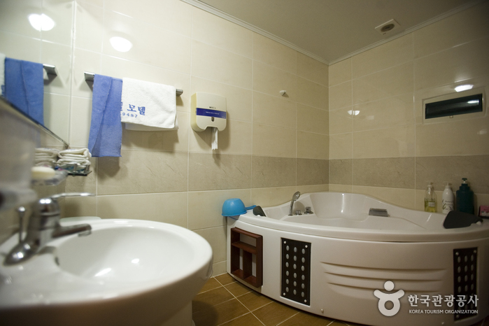 Servill Hotel (세르빌호텔[우수숙박시설 굿스테이])