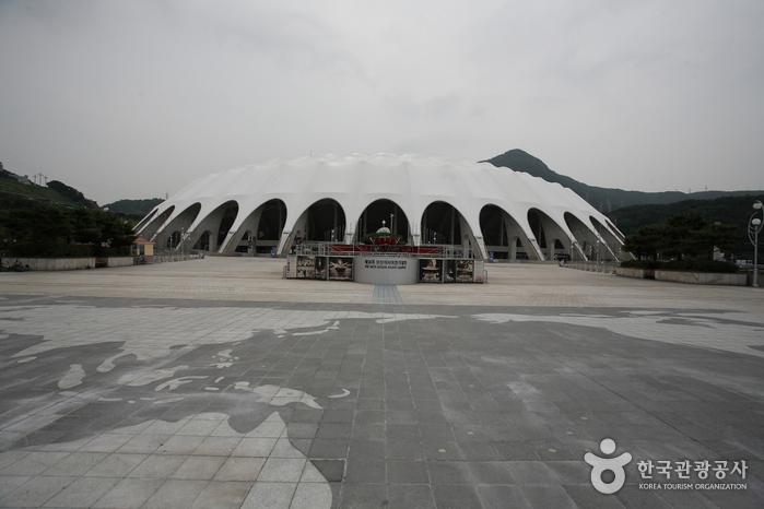 Главный стадион Азиатских игр в Пусане (부산 아시아드주경기장)9
