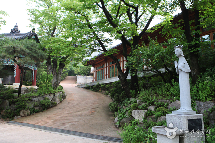 Templo Gilsangsa en Seúl (길상사(서울))