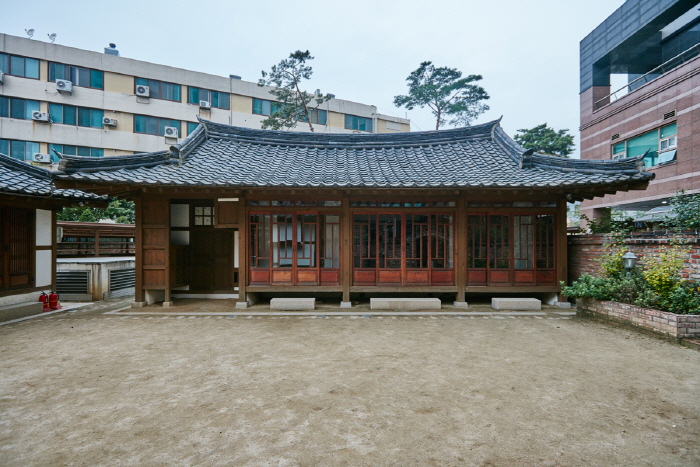 House of Seo Sang-don (서상돈 고택)