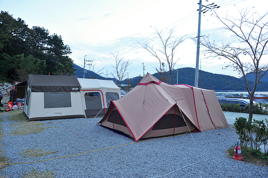 푸른바다와 캠핑1