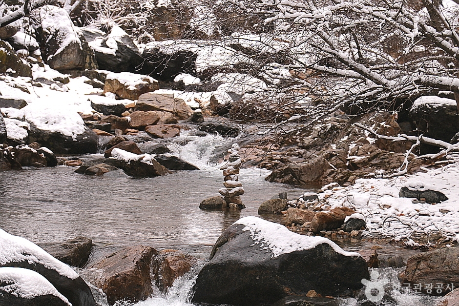 Sanasagyegok Valley (사나사계곡)