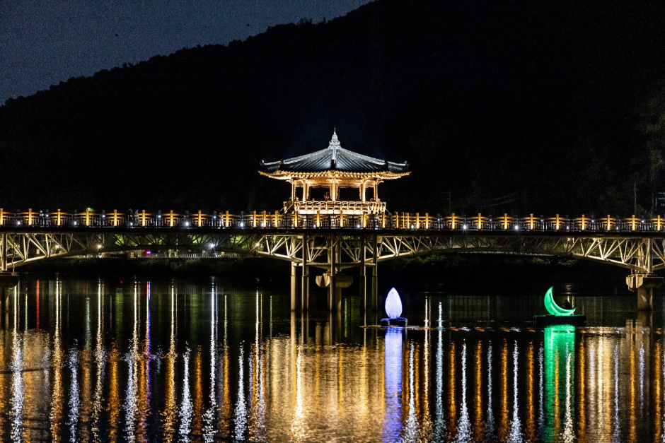 月映橋（월영교）