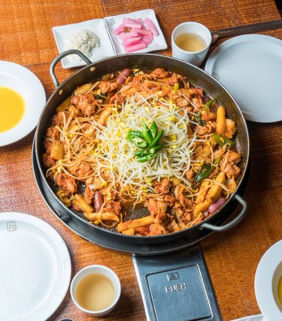 Ildossi Dakgalbi Bangbae (일도씨닭갈비 방배점)