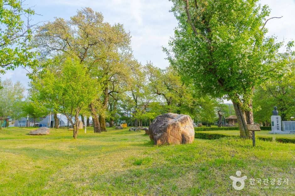 이효석 가산공원