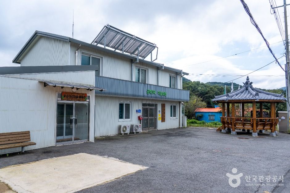 thumbnail-서산 꽃송아리마을-3