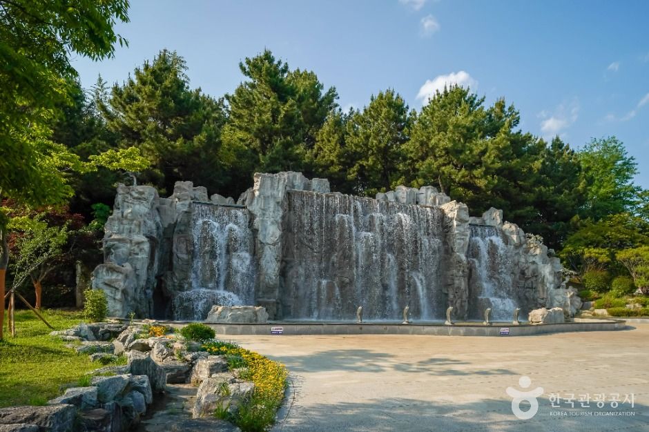 thumbnail-창원수목원-3