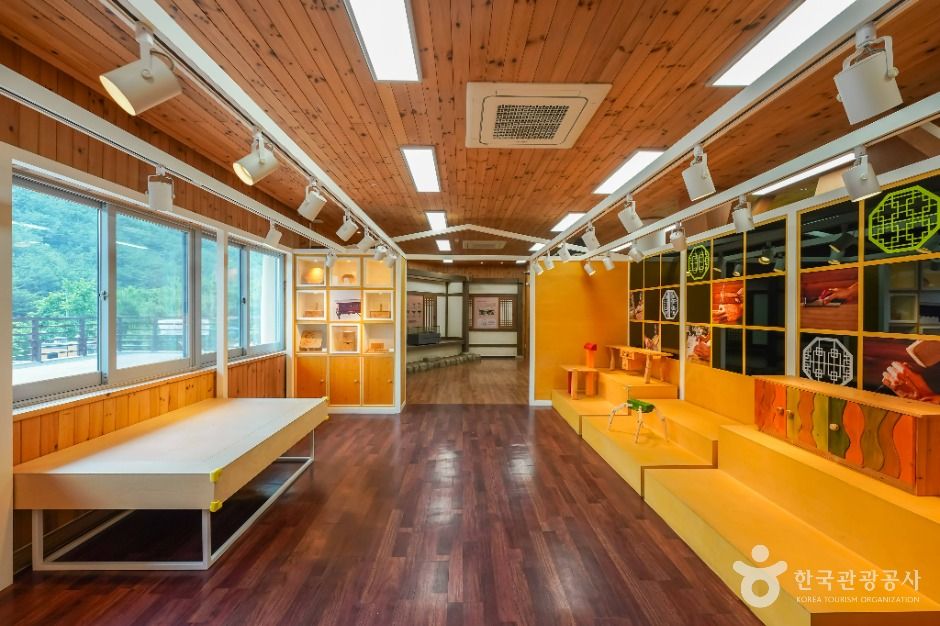 thumbnail-거창목재문화체험장-6