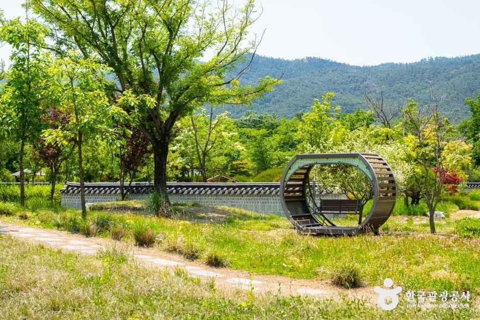 thumbnail-경북천년숲정원-10