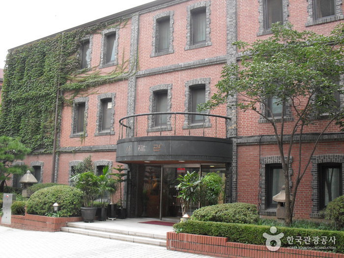 Myeongdong Cathedral (명동성당)