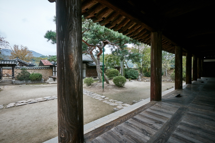 Dorf Inheung (인흥마을)