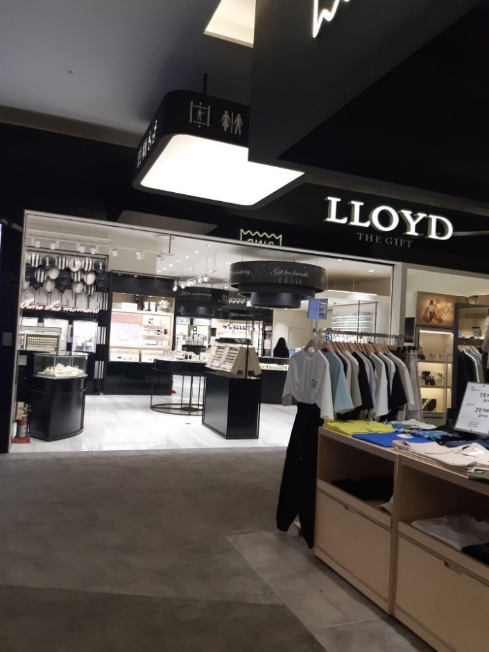 Ej Lloyd - Lotte Mall Suwon Branch [Tax Refund Shop] (EJ 로이드 롯데몰수원)