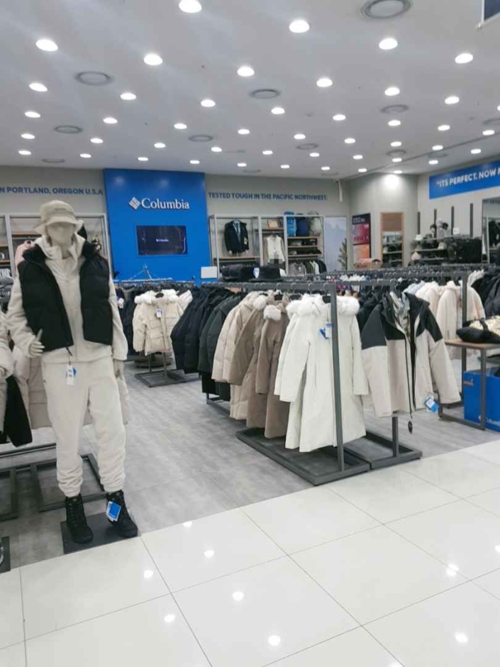 Columbia - MODA Outlet Incheon Branch [Tax Refund Shop]  (컬럼비아 모다아울렛 인천점)