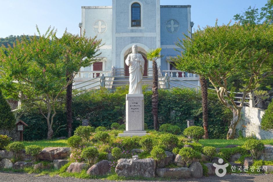 문산성당