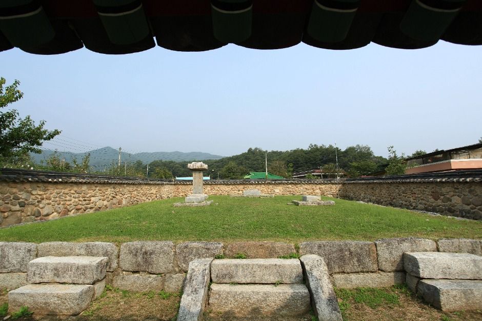 영주 금성대군 신단