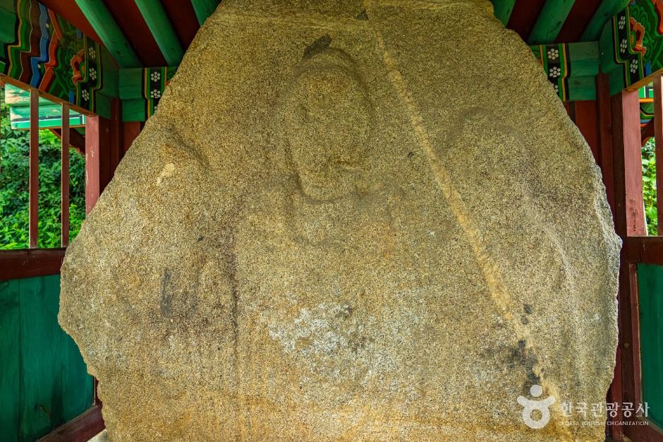 thumbnail-죽산 두현리 석조삼존불입상-12