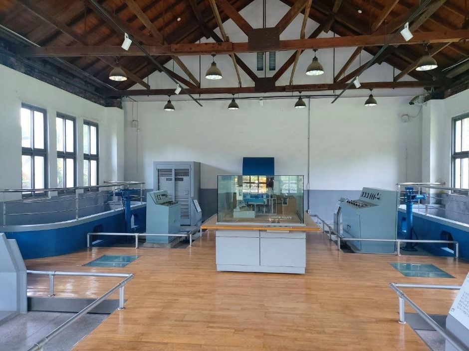 thumbnail-서울 구의정수장 제1·2공장(구의 아리수 정수센터)-1