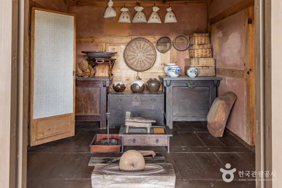 thumbnail-청마생가-3