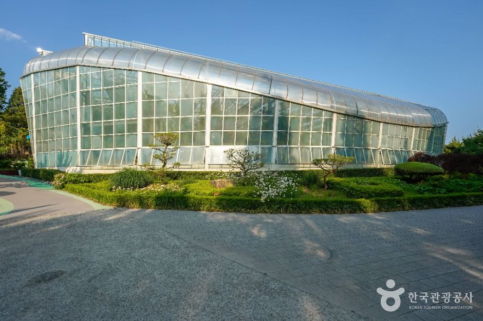 thumbnail-창원수목원-4