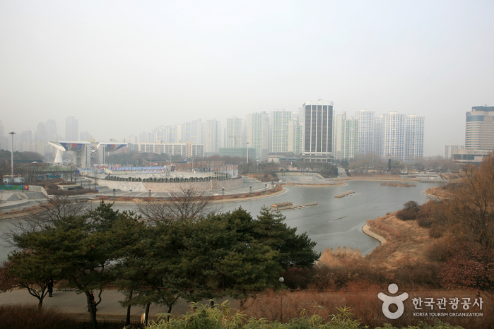 Olympic Park (올림픽공원)