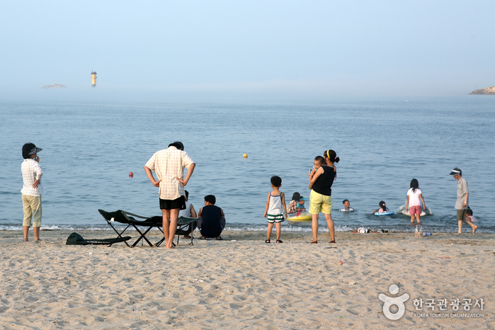 Ilsan Beach (Ulsan) (일산해수욕장-울산)