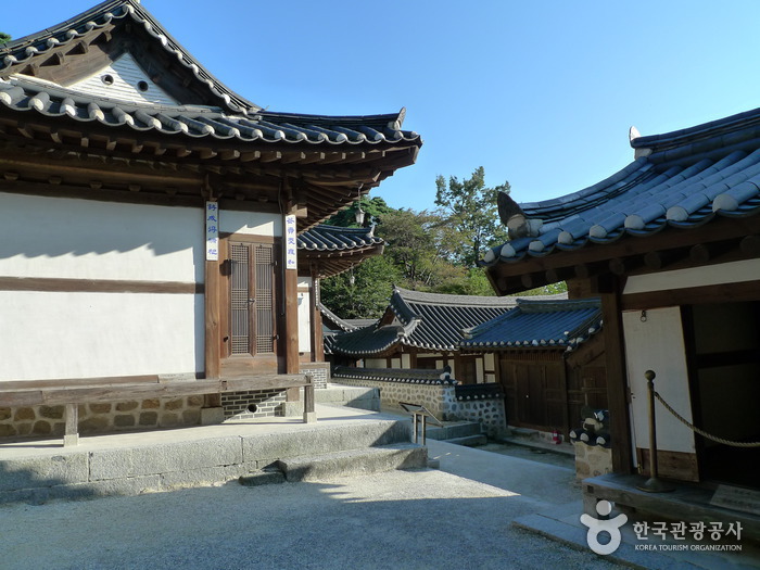 Seongyojang House (강릉 선교장)