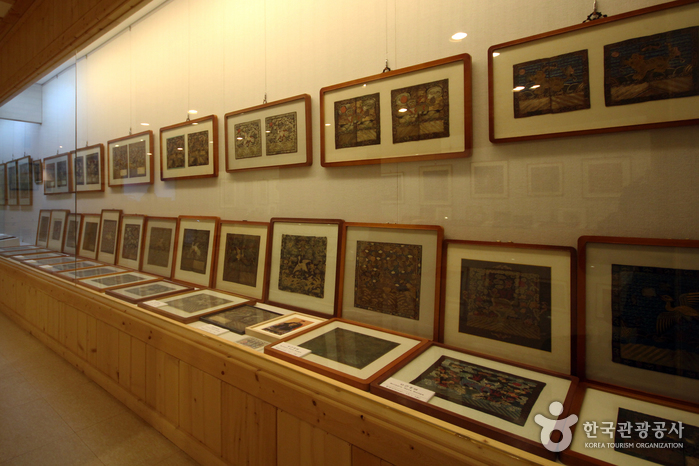 Museum für orientalische Stickerei (동양자수박물관)