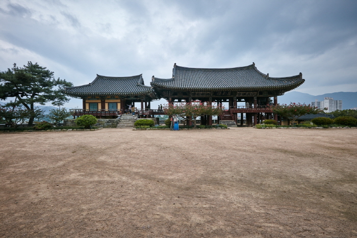 密阳岭南楼(0120 228709) - 景点 - 韩国旅行和旅游信息