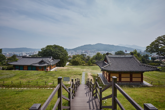 高丽宫址고려궁지6