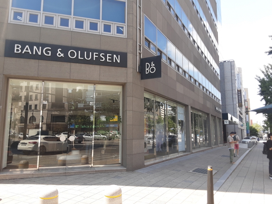 Bang & Olufsen - Apgujeong Branch [Tax Refund Shop] (뱅앤올룹슨 압구정)