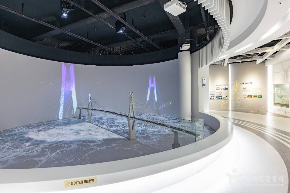 thumbnail-거가대교 홍보전시관-12