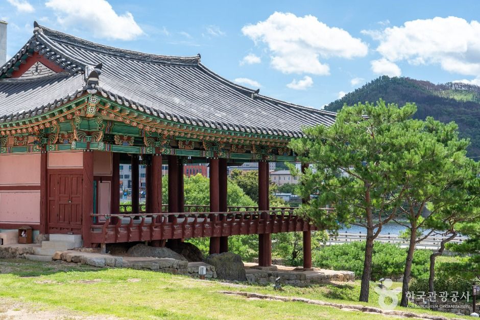 찬경루