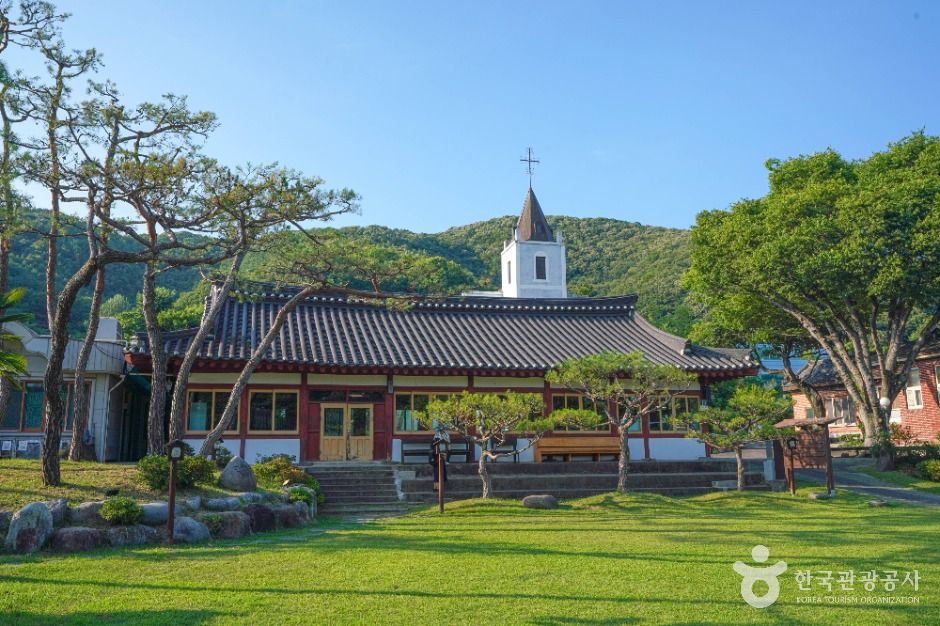 문산성당