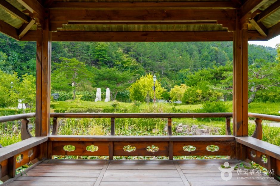 thumbnail-주암호조각공원-3