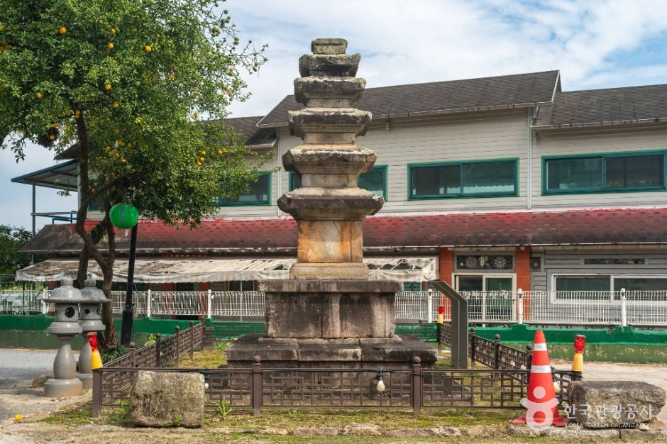 충주_충주 창동리 오층석탑 (5)