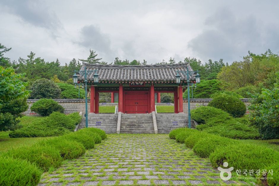 thumbnail-왕인박사유적지·성기동국민관광지-6