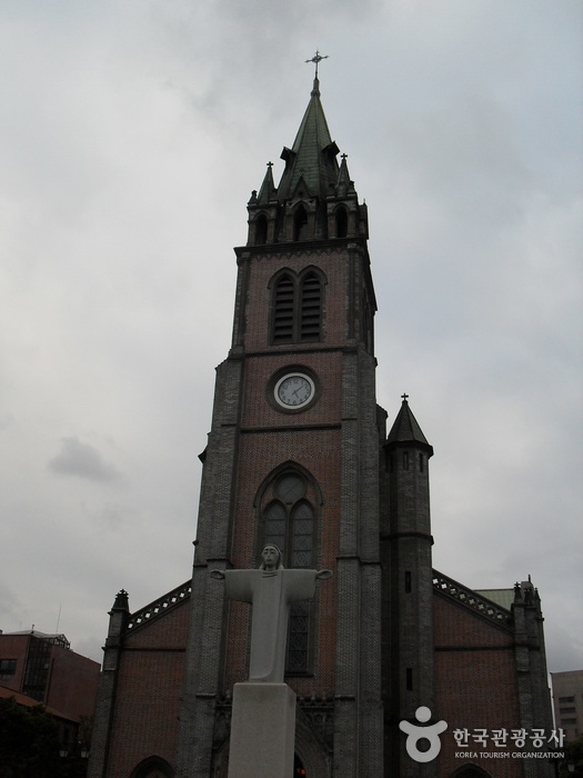 Myeongdong Cathedral (명동성당)