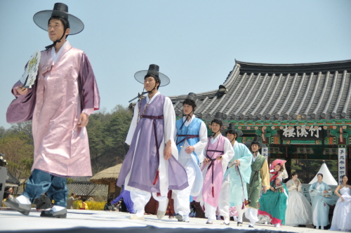 Yeongju Seonbi Culture Festival (영주선비문화축제)