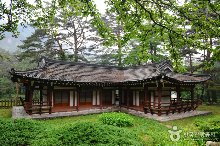 thumbnail-Jangsudae Pavilion (장수대)-0