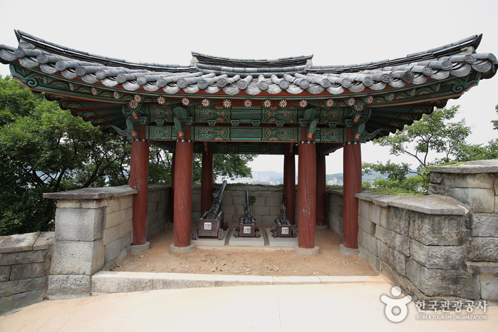 Festung Jinjuseong (진주성)