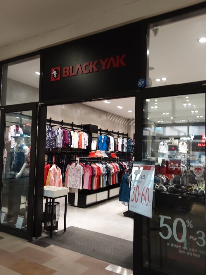 [事後免稅店] Blackyak (樂天坡州店)(블랙야크 롯데파주)