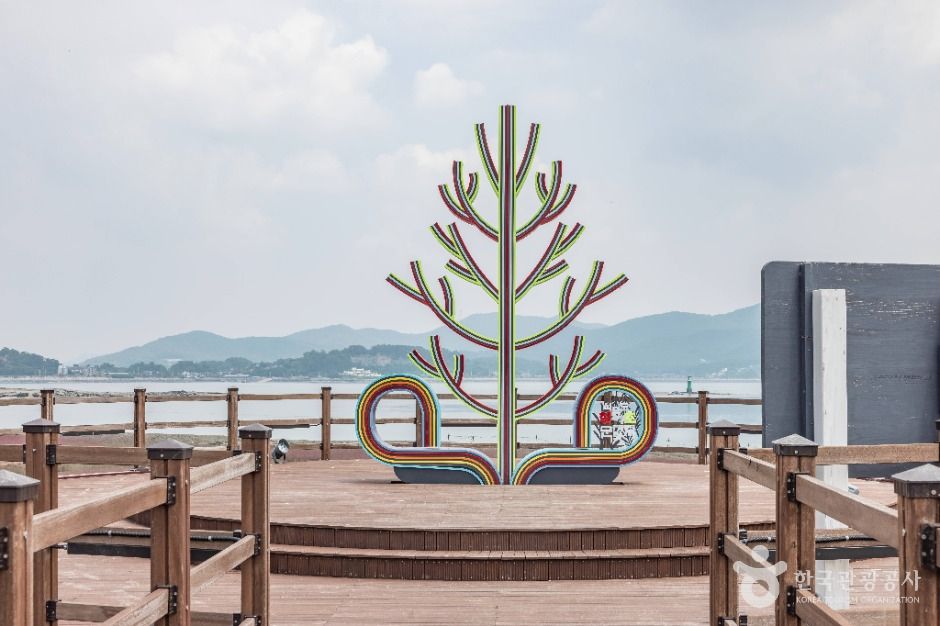 석모도 칠면초 군락지