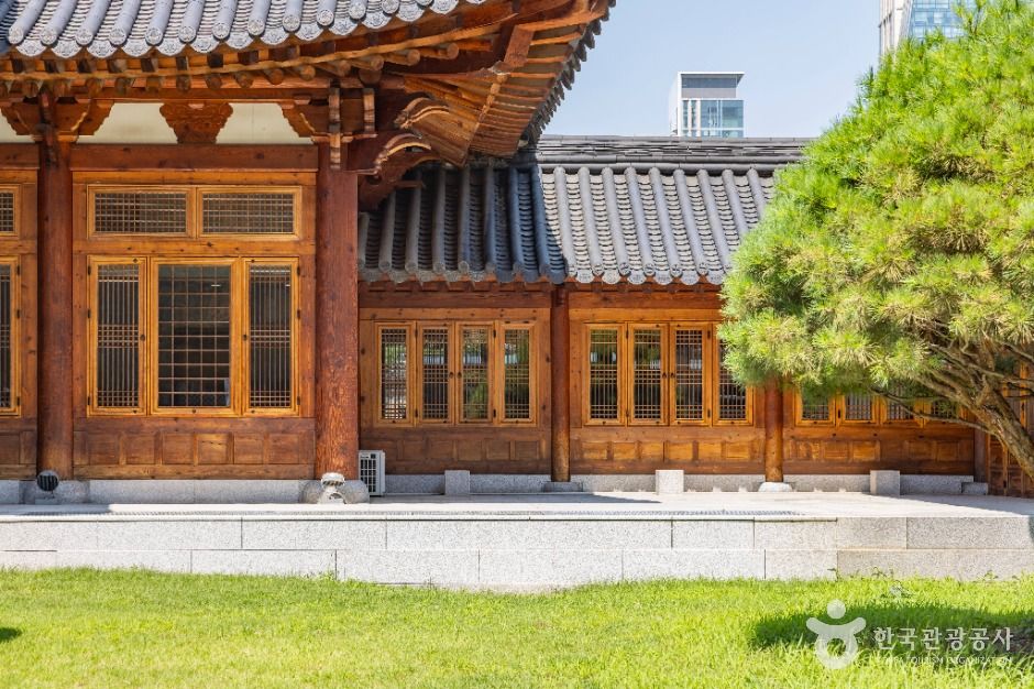 thumbnail-송도 한옥마을-14