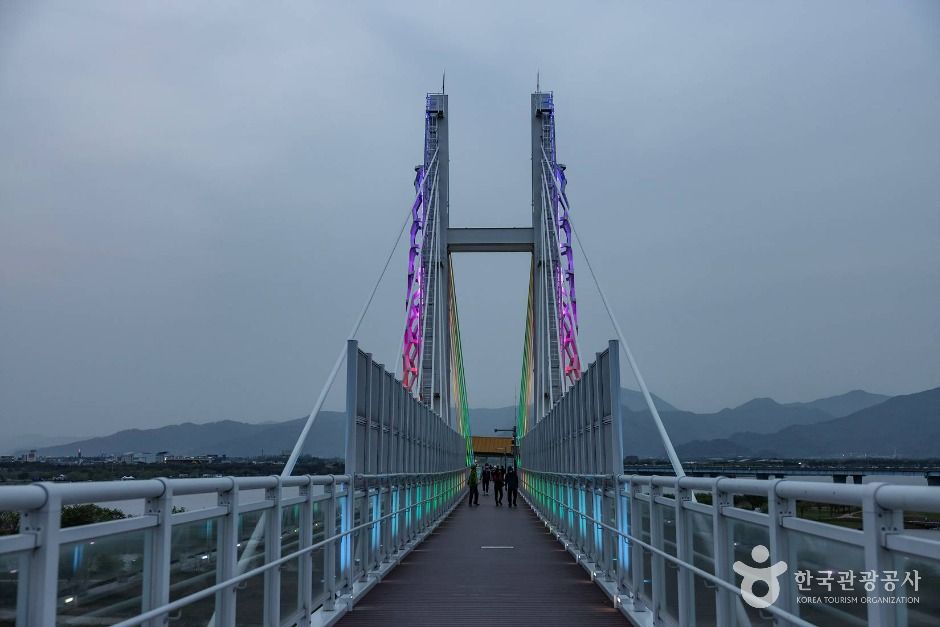 thumbnail-금빛노을브릿지-9