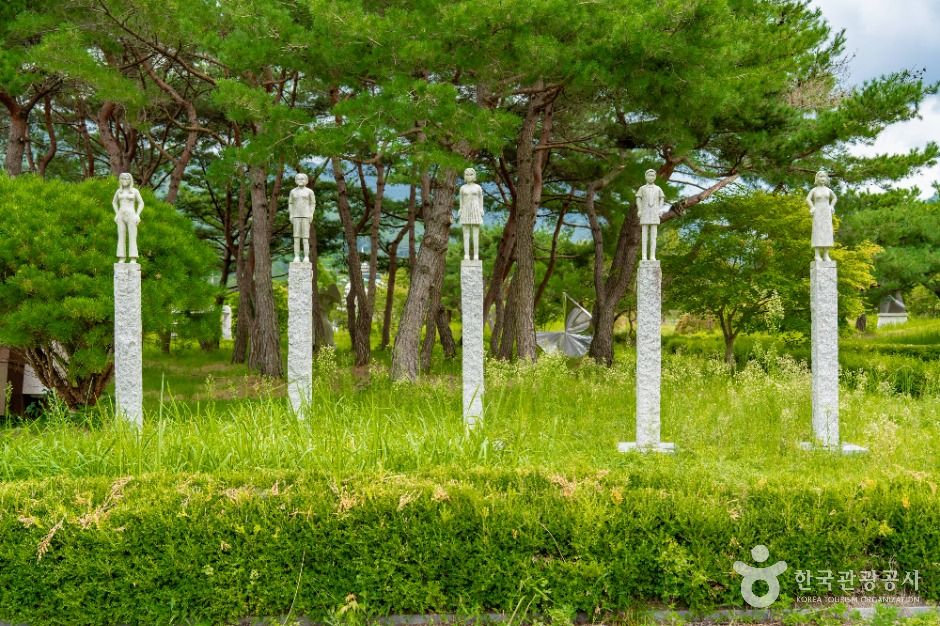 thumbnail-주암호조각공원-4
