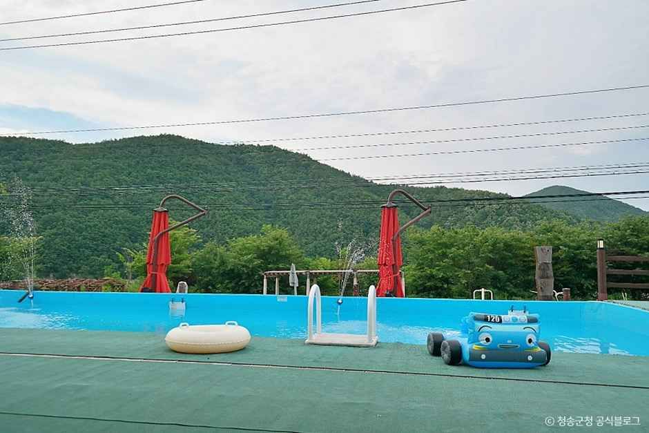 thumbnail-청송오토캠핑장-4
