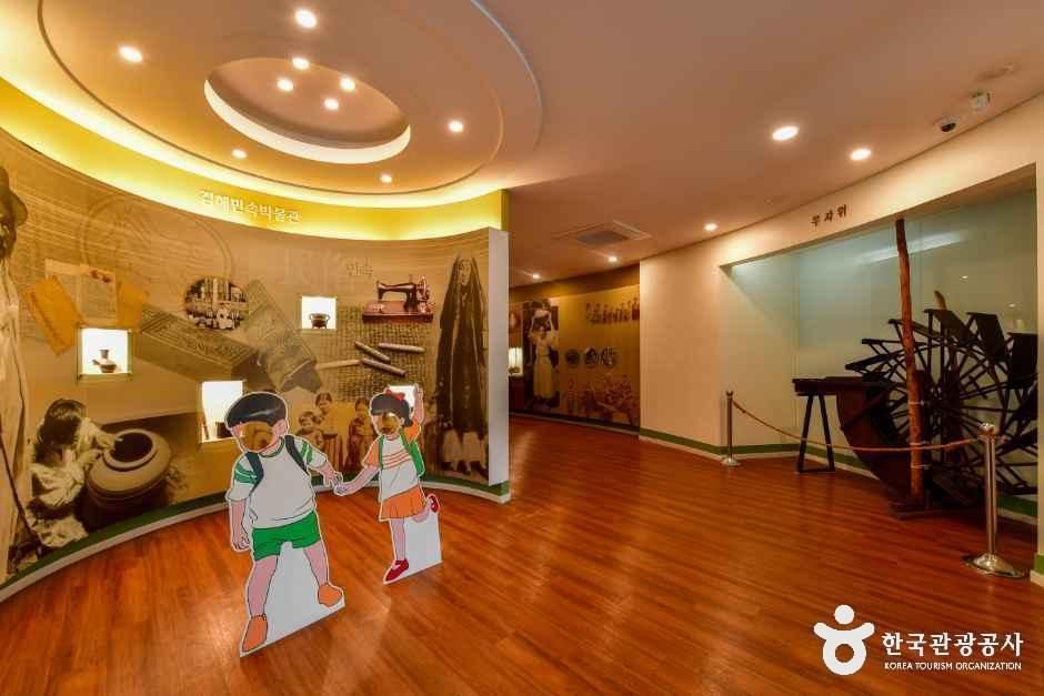 thumbnail-김해민속박물관-7