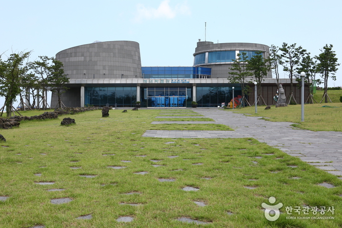 Jeju Haenyeo Museum (해녀박물관)