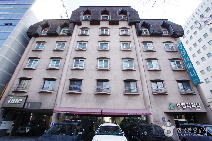Tiffany Tourist Hote...